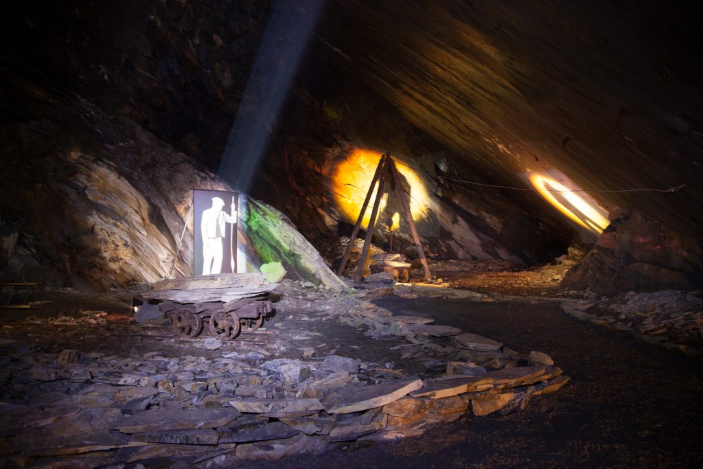 llechwedd slate caverns Snowdonia www.minitravellers.co.uk