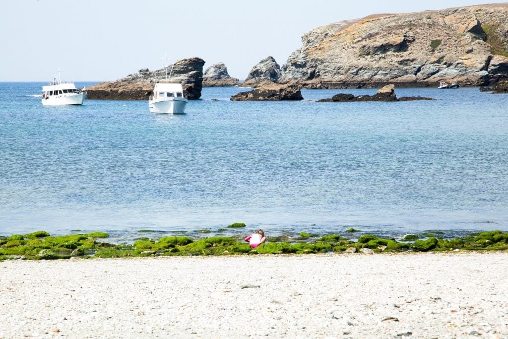 10 Stunning Beaches in Belle-Île off the coast of Brittany www.minitravellers.co.uk