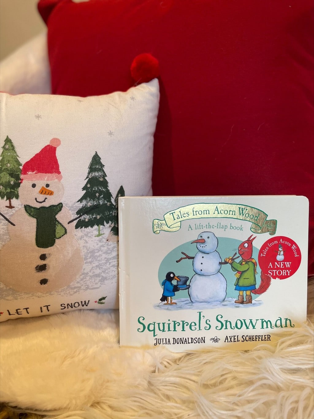 uirrel’s Snowman – Julia Donaldson (author), Axel Scheffler (illustrator), Macmillan Childrens Books (publisher)