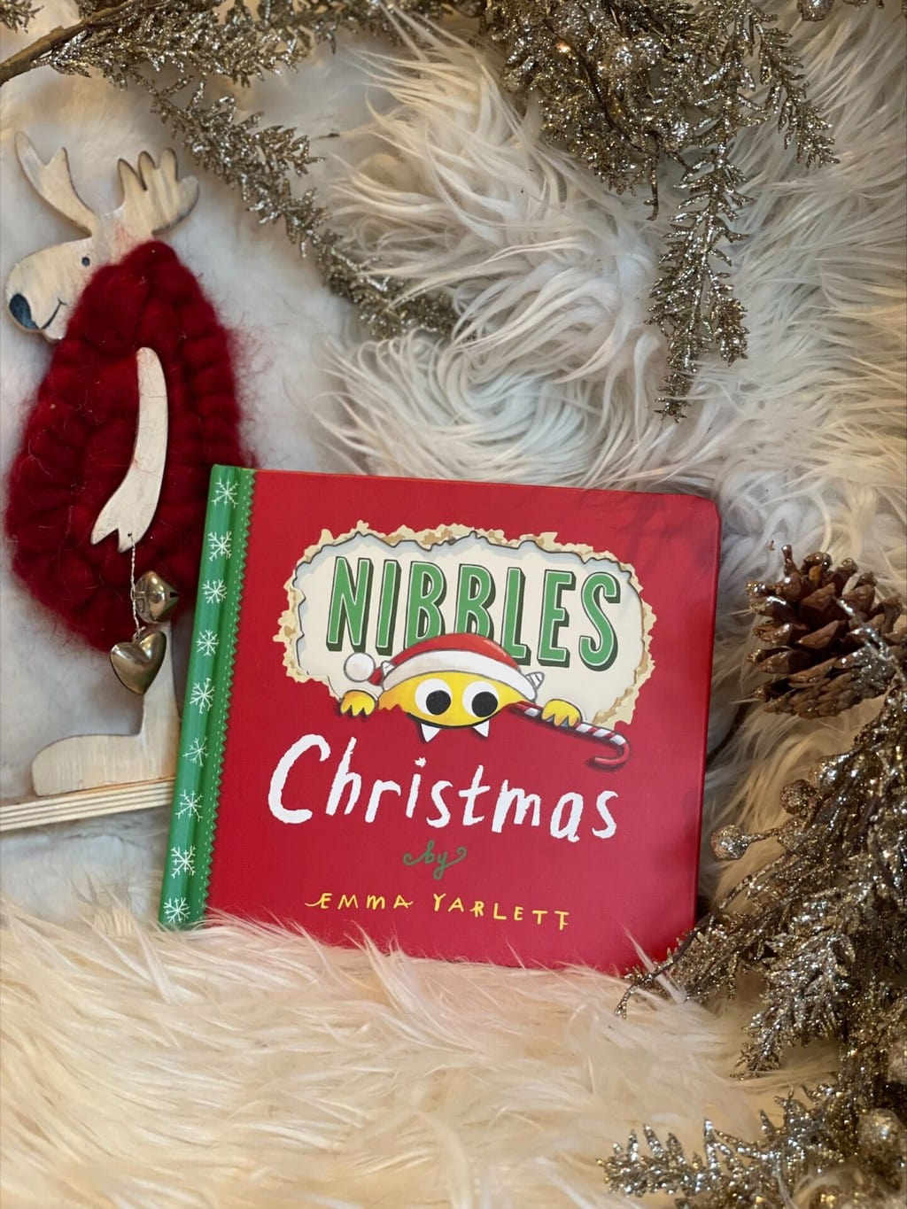 Nibbles Christmas – Emma Yarlett (author and illustrator), Little Tiger Press Ltd (publisher)