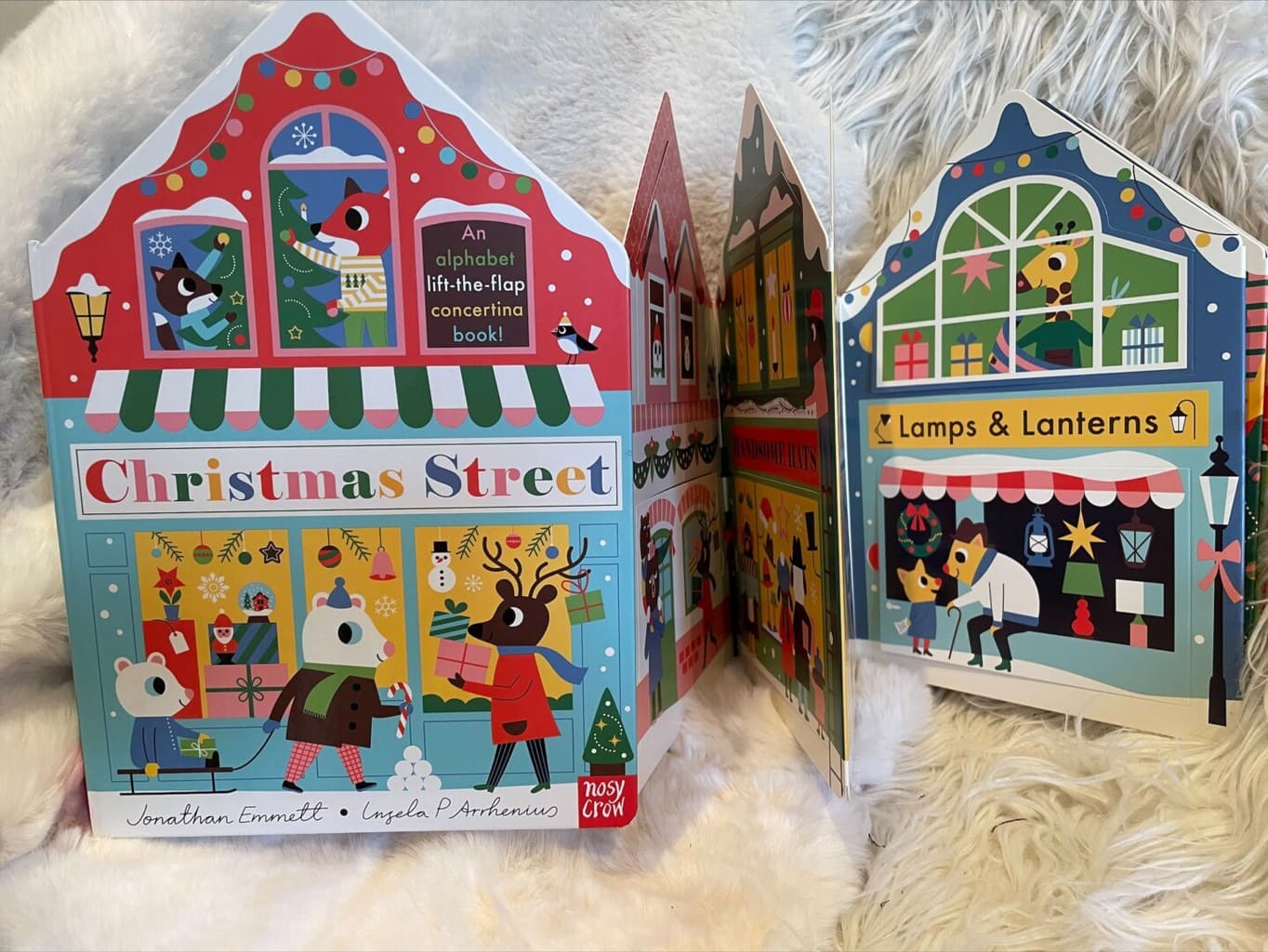 Christmas Street - Jonathan Emmett (author),  Ingela P Arrhenius (illustrator), Nosy Crow (Publisher)