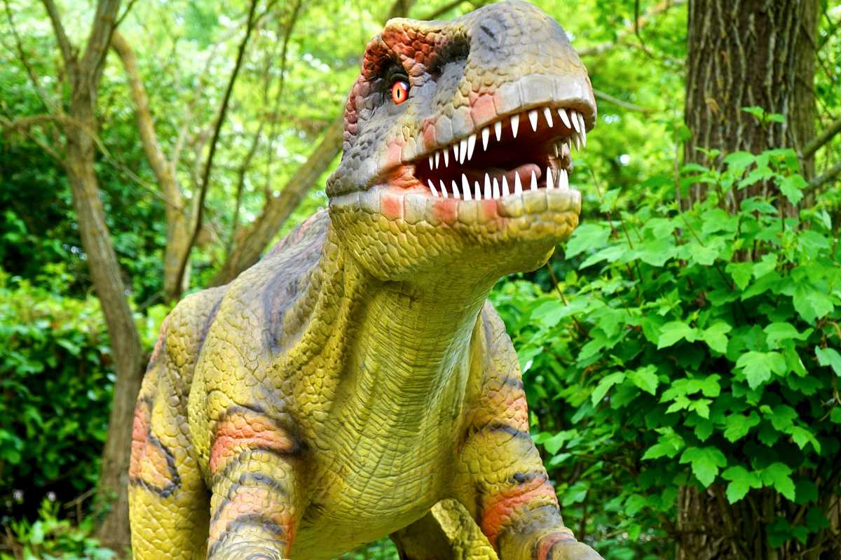 Theme parks to see Dinosaurs in the UK