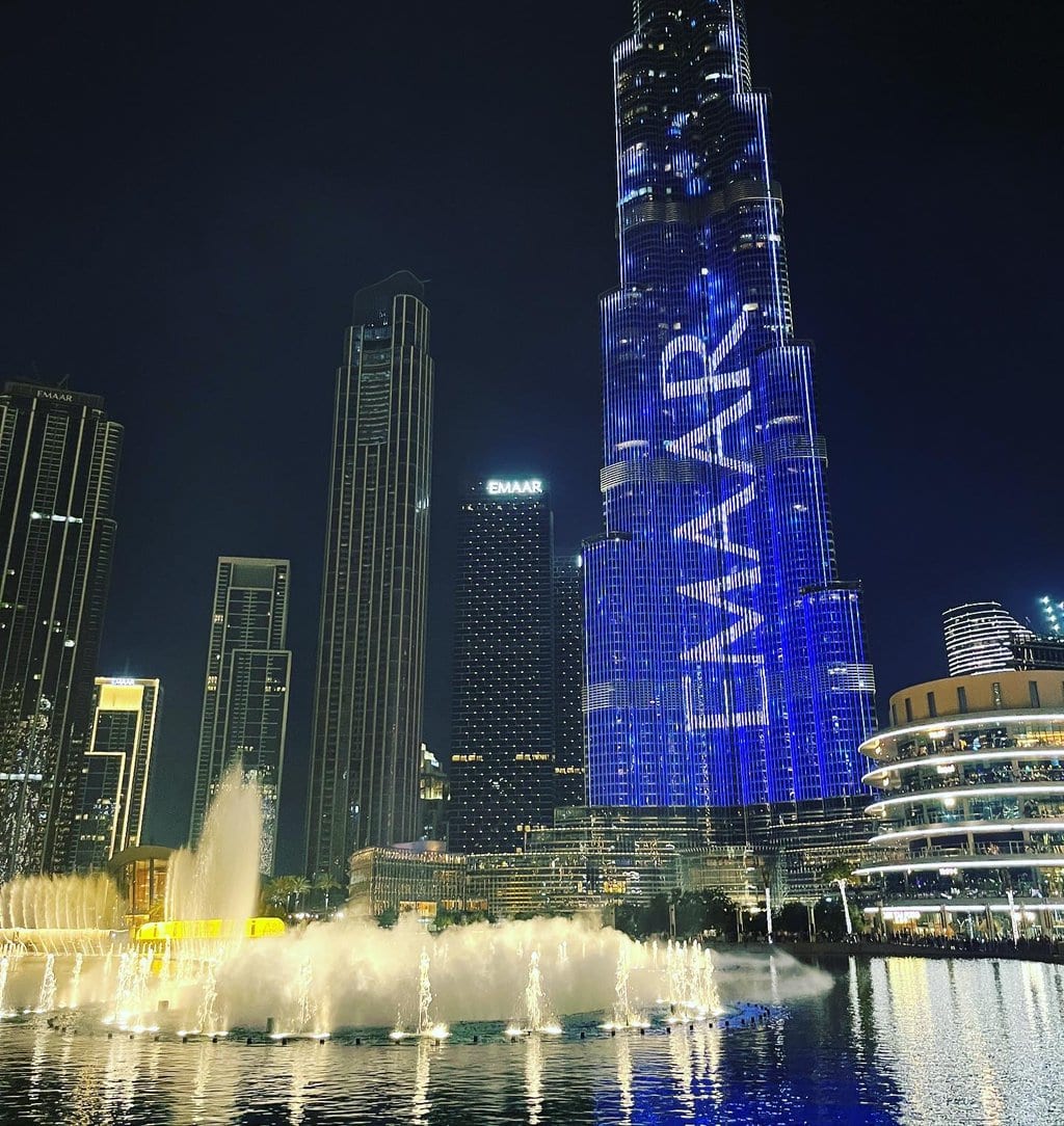 Fountains outside the Dubai Mall & Burj Khalifa