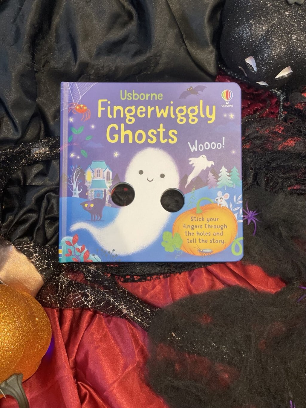 Fingerwiggly Ghosts 