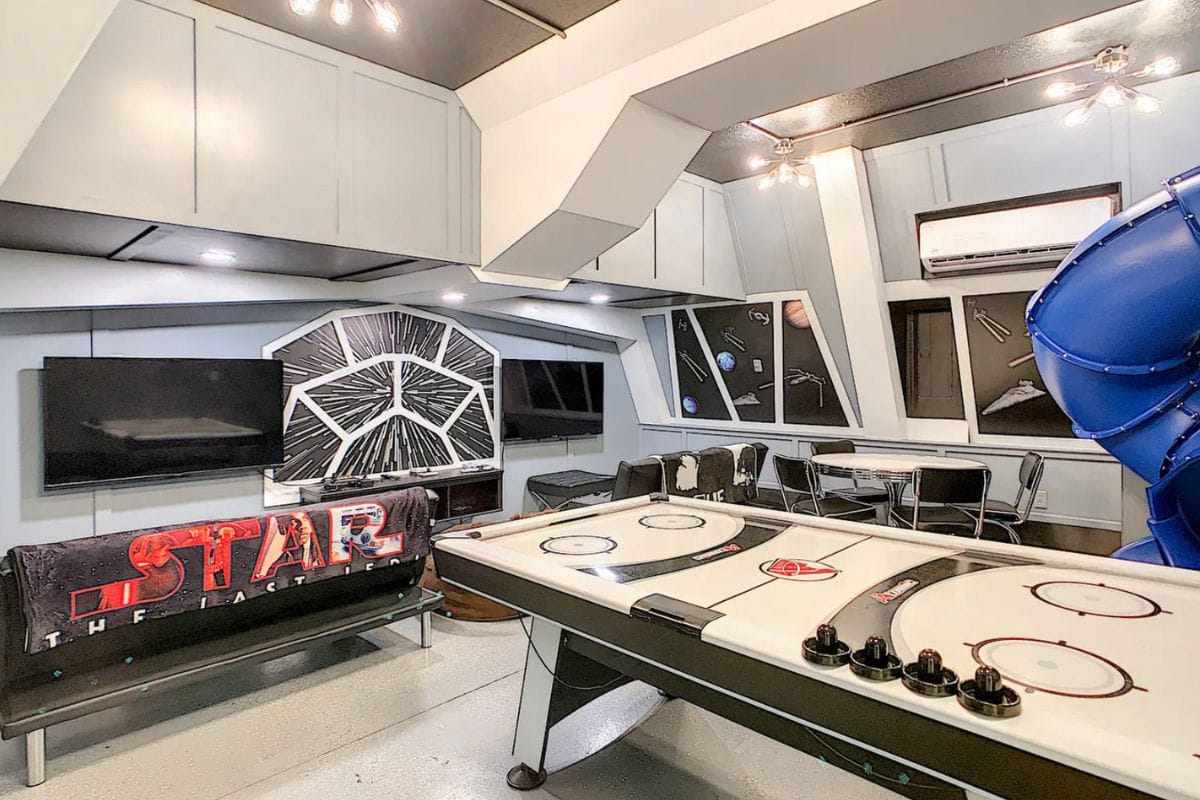 Star Wars Themed AirBNB Villas Near Disney Orlando